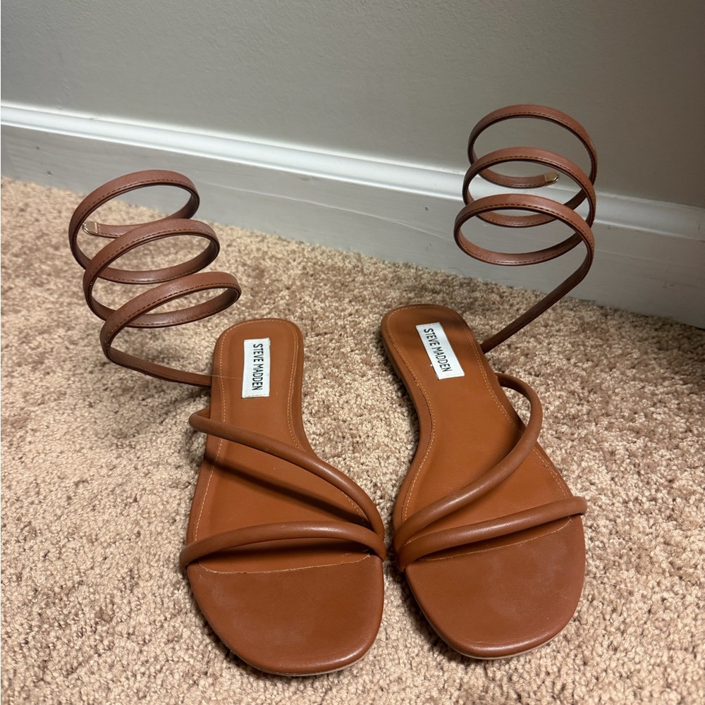 Steve Madden Women's Tan Spiral Strap Sandals